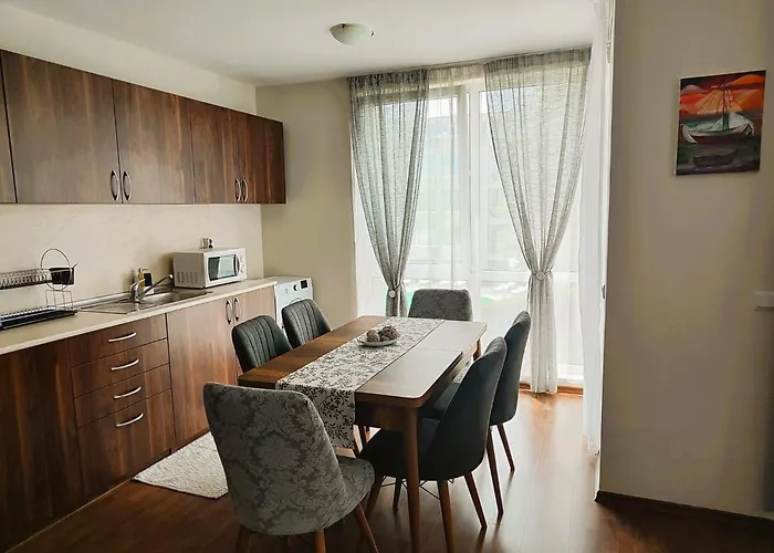 Sunny Τσερνομόρετς