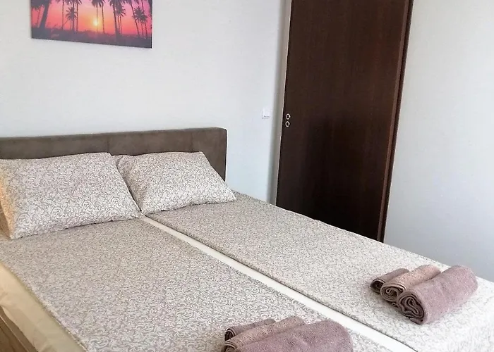 Sunny Τσερνομόρετς